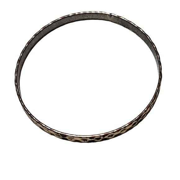 Vintage Hammered Brass Bangle Bracelet Rustic Patina Finish Timeless Jewelry - Picture 2 of 4